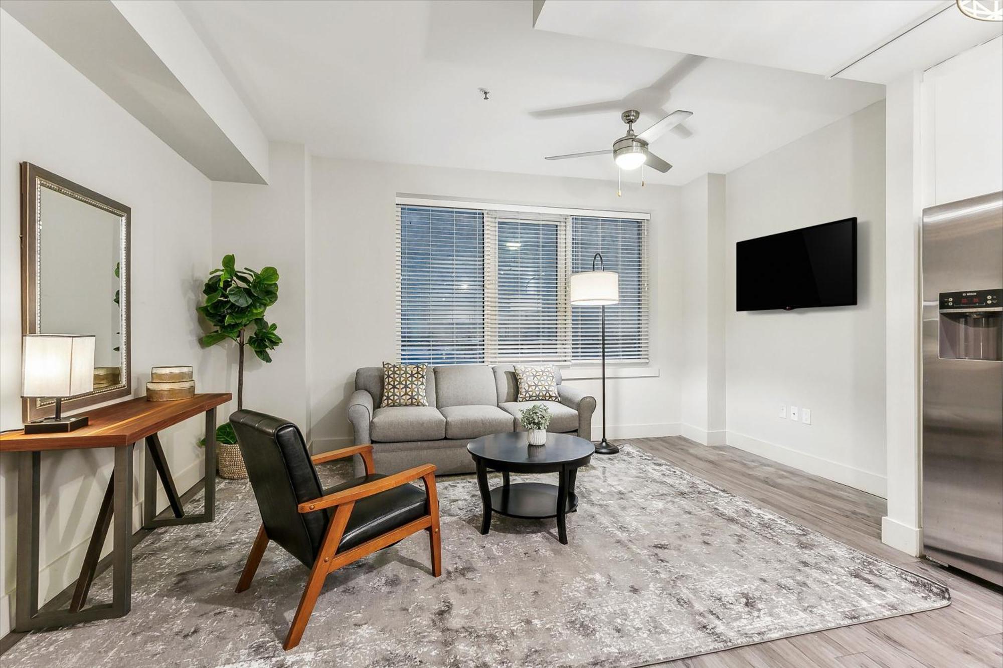 Upscale Condos And Penthouses Close To Canal And Bourbon St New Orleans Exterior foto