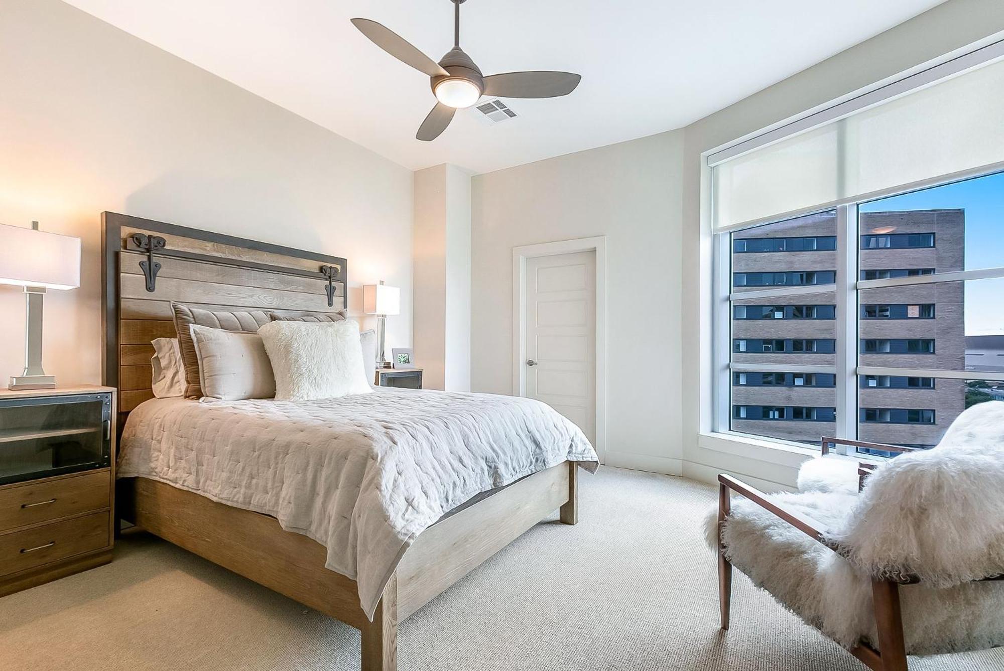 Upscale Condos And Penthouses Close To Canal And Bourbon St New Orleans Exterior foto